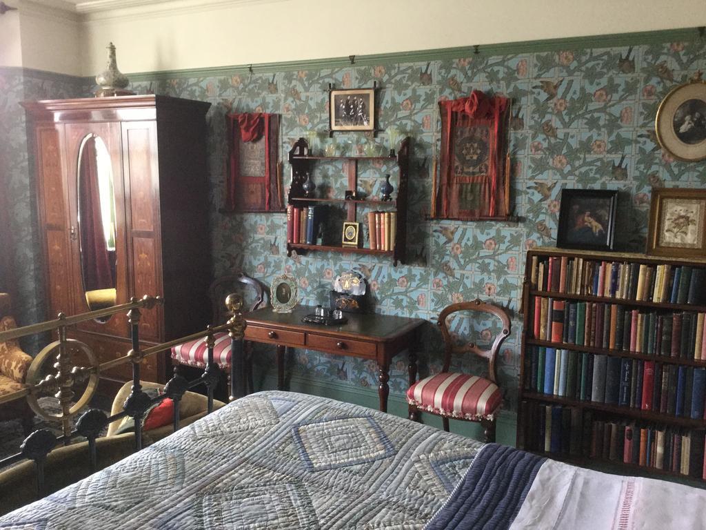 St Benedict - Victorian Bed And Breakfast Newport Beach Quarto foto