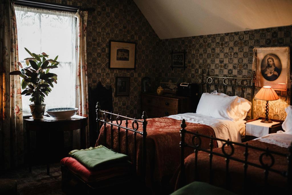 St Benedict - Victorian Bed And Breakfast Newport Beach Exterior foto